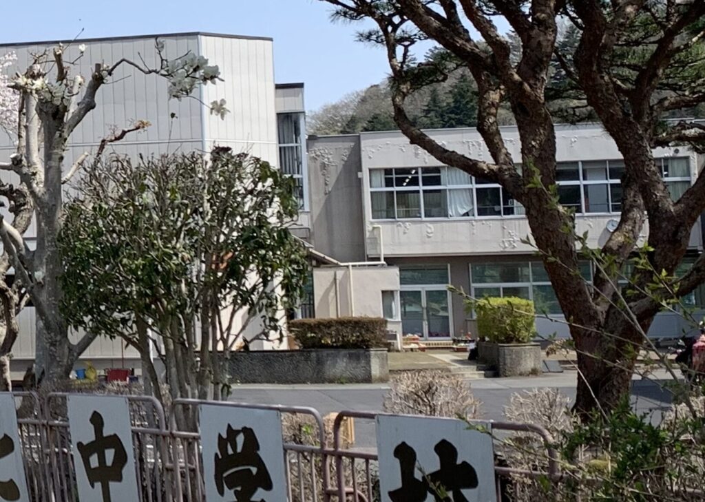 東京都青梅市長にいじめに関する文書取材を申し入れました。