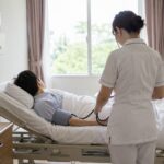 高額療養費制度「見直し」。パブコメ約5,300件が示した患者側の不安、いったい誰の負担を増やすのか
